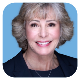 Headshot_Daniela-Decell